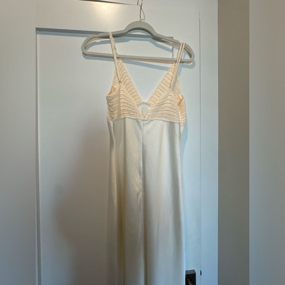 Perfect world satin maxi dress - Picture 5 of 5